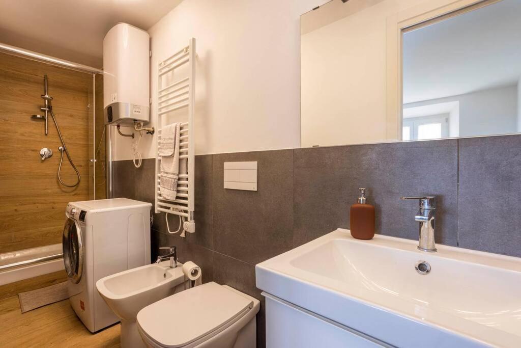 Luxury Appartament Piazza Roma أنكونا المظهر الخارجي الصورة